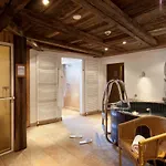 Otel Montfort