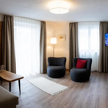 Montfort St. Anton am Arlberg