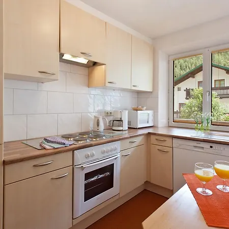 Montfort St. Anton am Arlberg